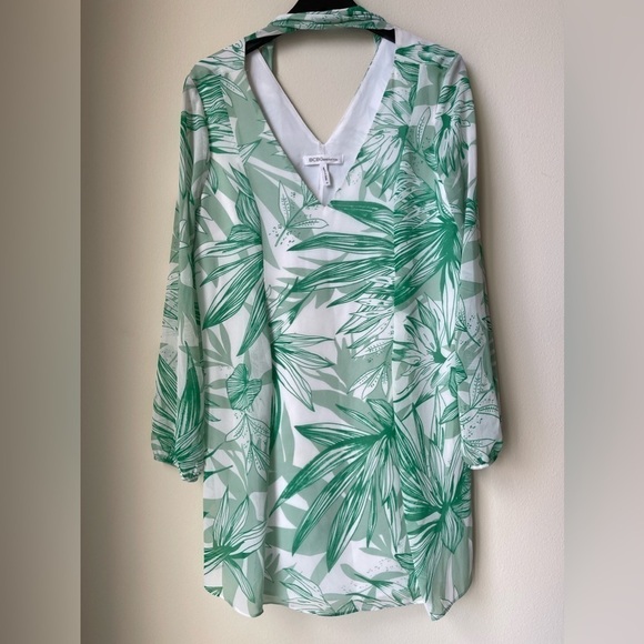 BCBGeneration White Green Palm-Print Shift V Neck Dress Satin Size Medium - Picture 3 of 14